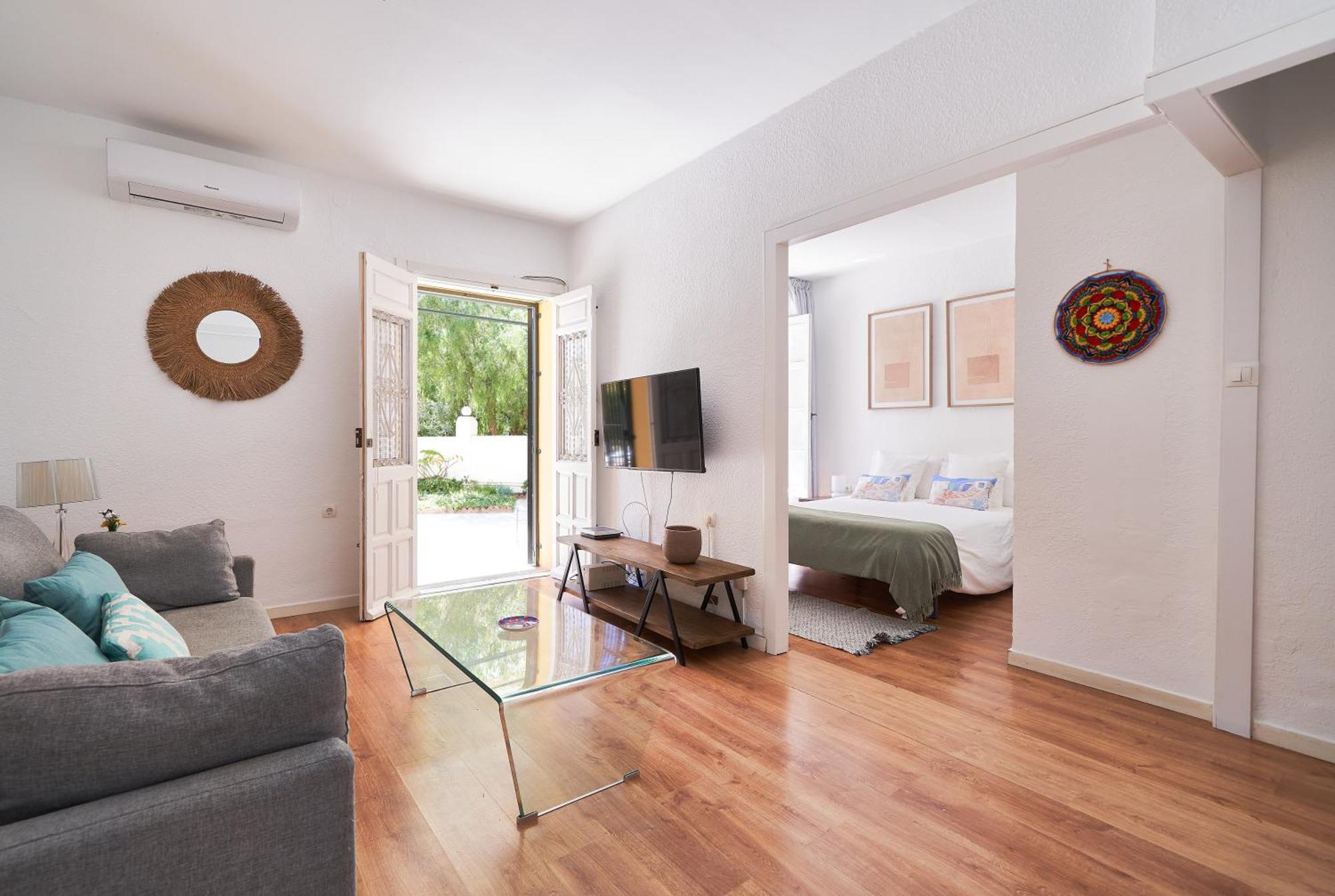 Villa Rosita Suites en Playa de la Malagueta con terraza Málaga Exterior foto